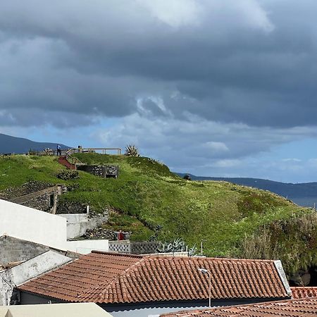 Casa A 2 Minutos A Pe De Piscina Natural Ponta Delgada Esterno foto