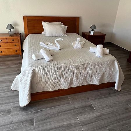 Casa A 2 Minutos A Pe De Piscina Natural Ponta Delgada Esterno foto